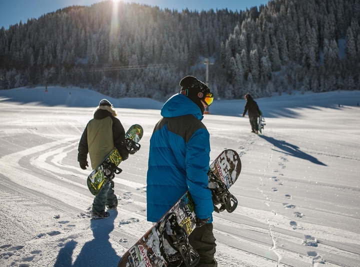 Kinh Nghiệm Chuẩn Bị Đồ Đi Cắm Trại Khi Trời Mưa